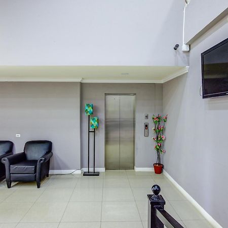 Piarco Airport Suites Hotel מראה חיצוני תמונה