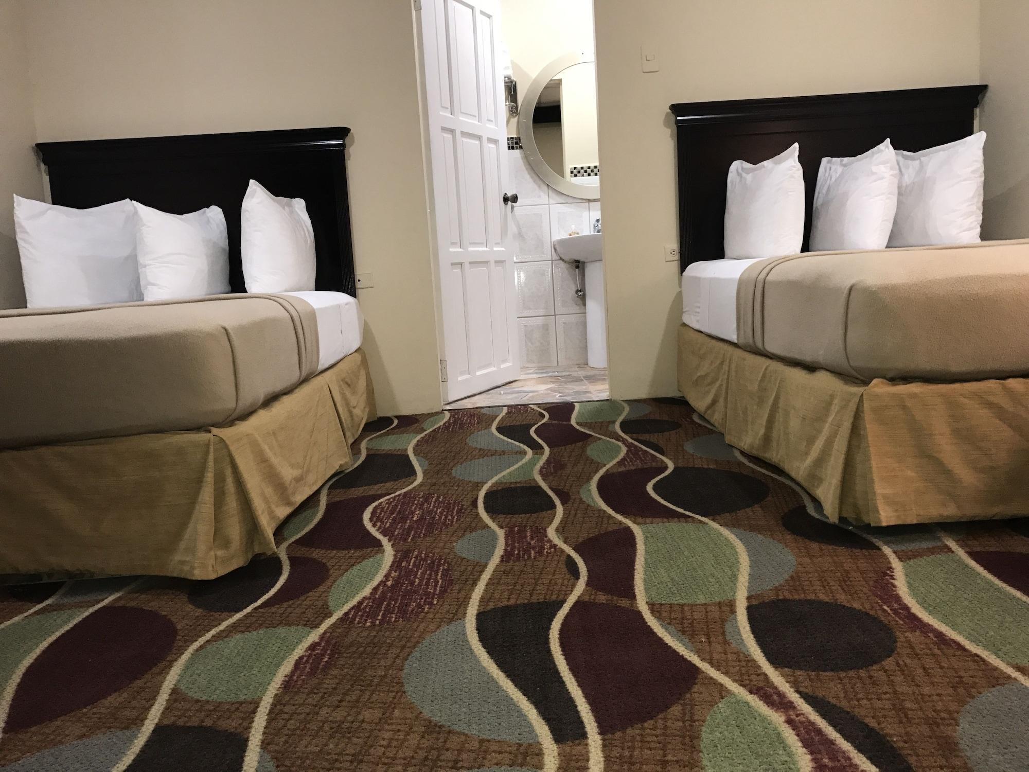 Piarco Airport Suites Hotel מראה חיצוני תמונה