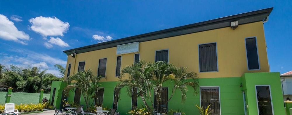 Piarco Airport Suites Hotel מראה חיצוני תמונה