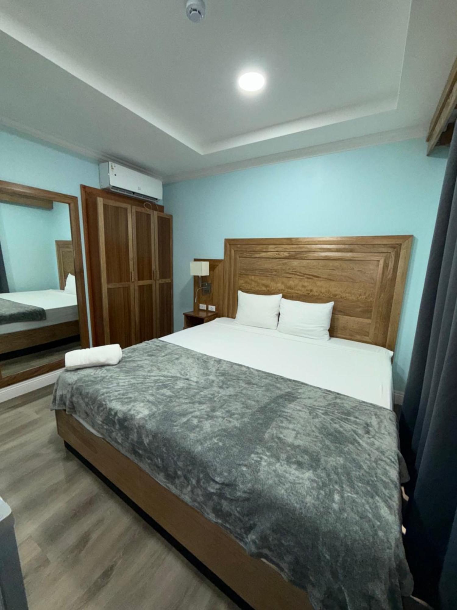 Piarco Airport Suites Hotel מראה חיצוני תמונה